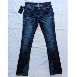NWT NV Dark Wash Skinny Light flare Jeans